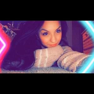 Meet your Posher, Dinahlee